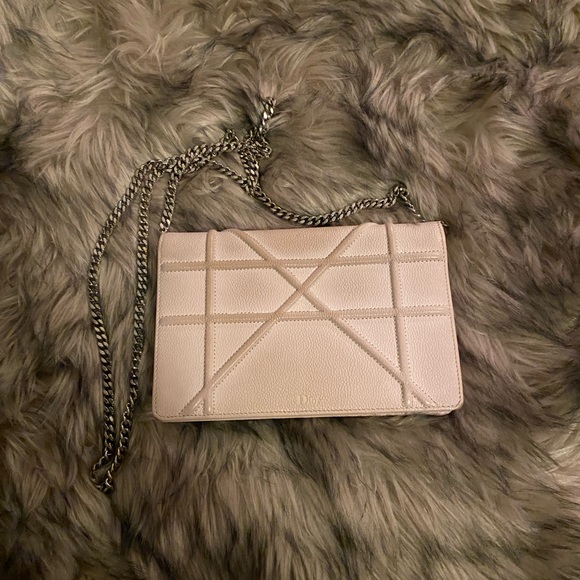 Christian Dior Diorama Wallet on Chain - Picture 2 of 14